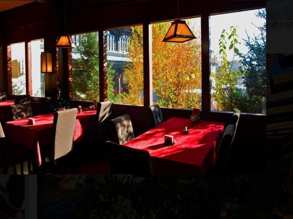 Songtsam Lvgu Lodge Shangri-La Bagian luar foto