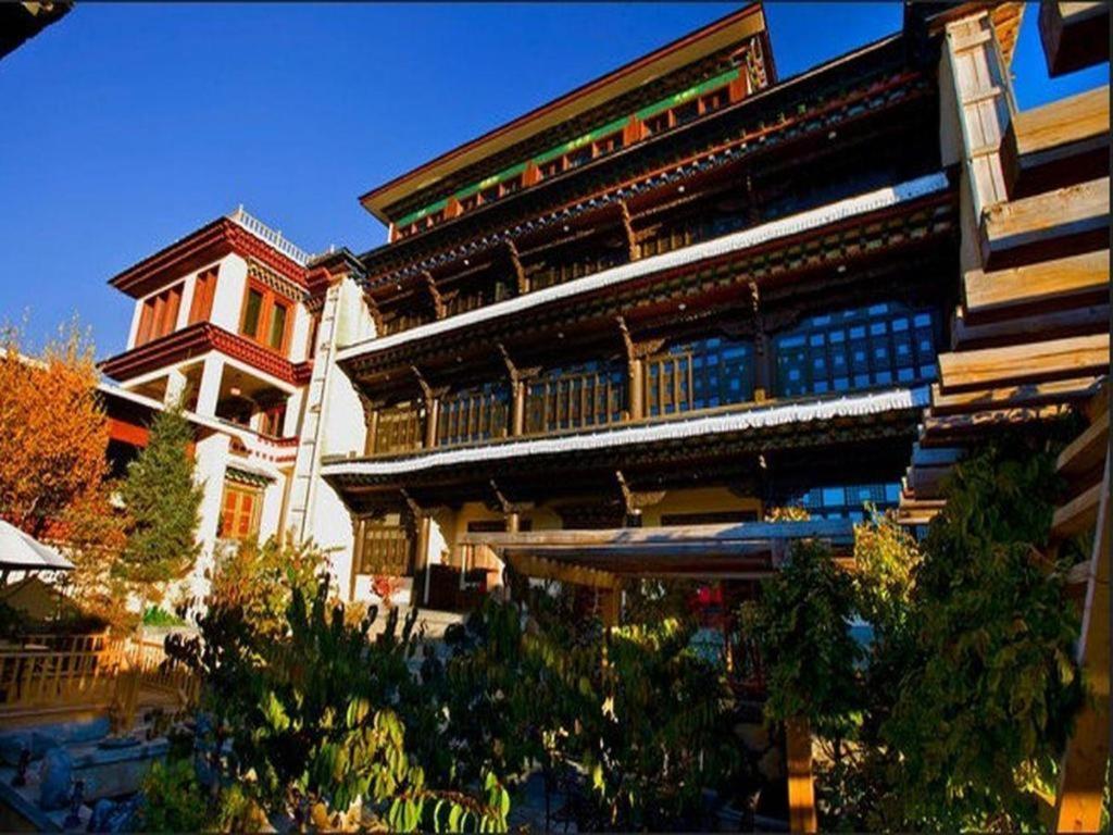 Songtsam Lvgu Lodge Shangri-La Bagian luar foto