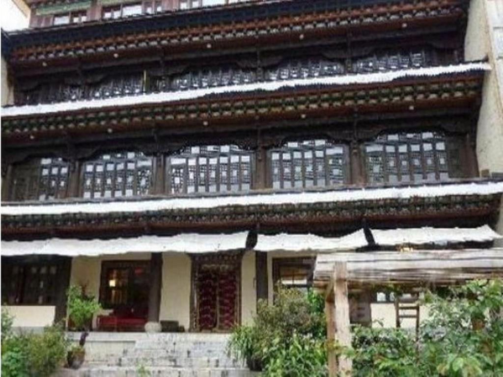 Songtsam Lvgu Lodge Shangri-La Bagian luar foto