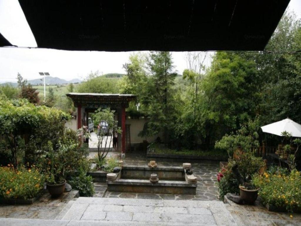 Songtsam Lvgu Lodge Shangri-La Bagian luar foto